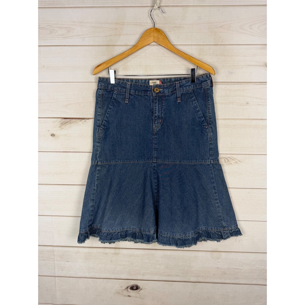 Levi's Skirt Size 8 Medium Wash Denim Ruffle Raw Hem Flare Y2K